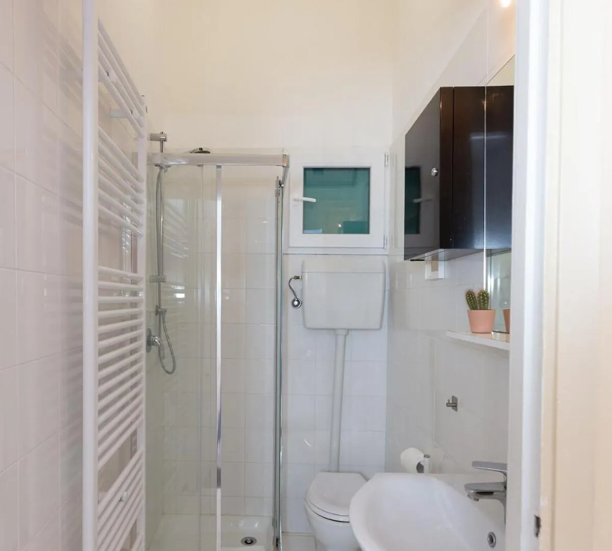 Elegant Little Apartment - City Center - M4 Station Milan